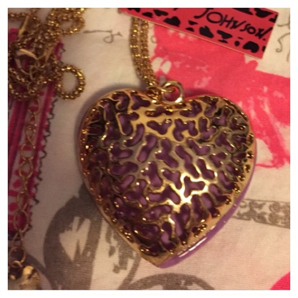 🆕 Shiny Rhinestones Purple Love Heart Pendant - Picture 4 of 4
